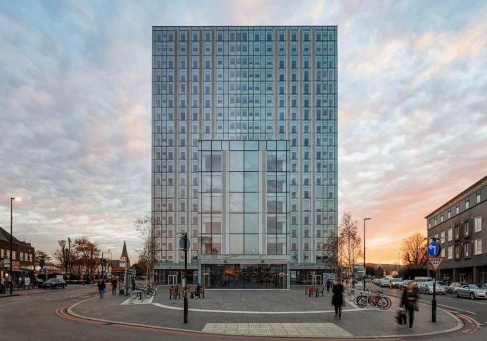 Sleep 7 20 Mins From London Waterloo Bp8 Apartment Exterior photo