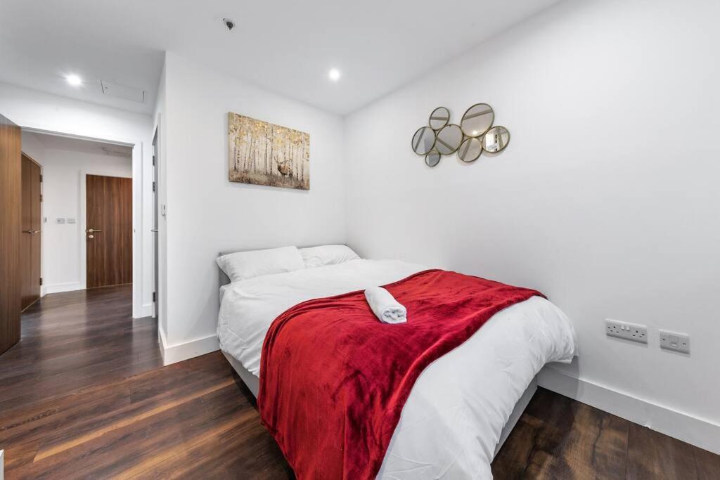 Sleep 7 20 Mins From London Waterloo Bp8 Apartment Exterior photo